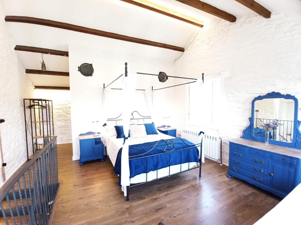 Apartamentos Minas De Silvarosa ビベイロ エクステリア 写真