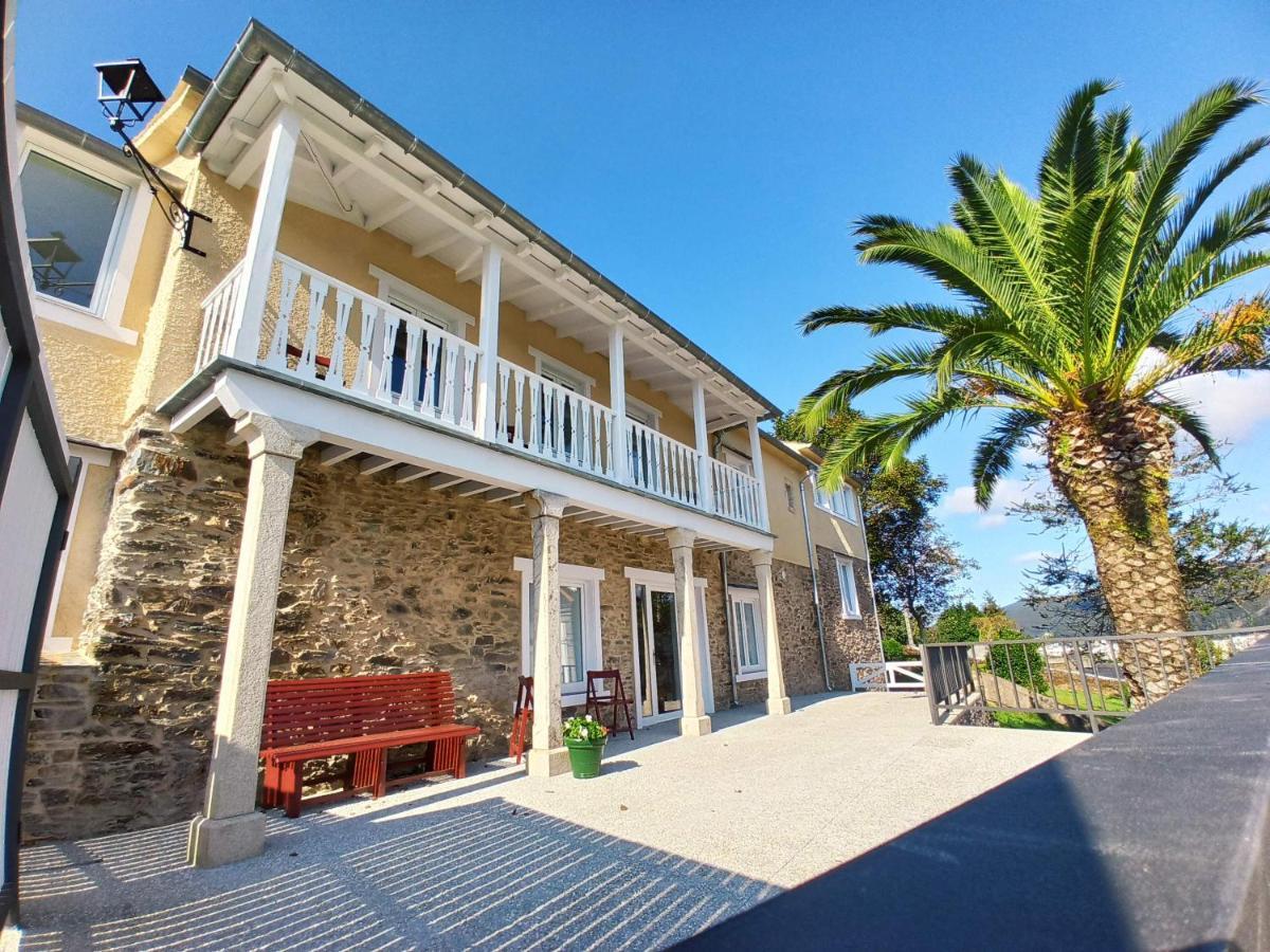 Apartamentos Minas De Silvarosa ビベイロ エクステリア 写真