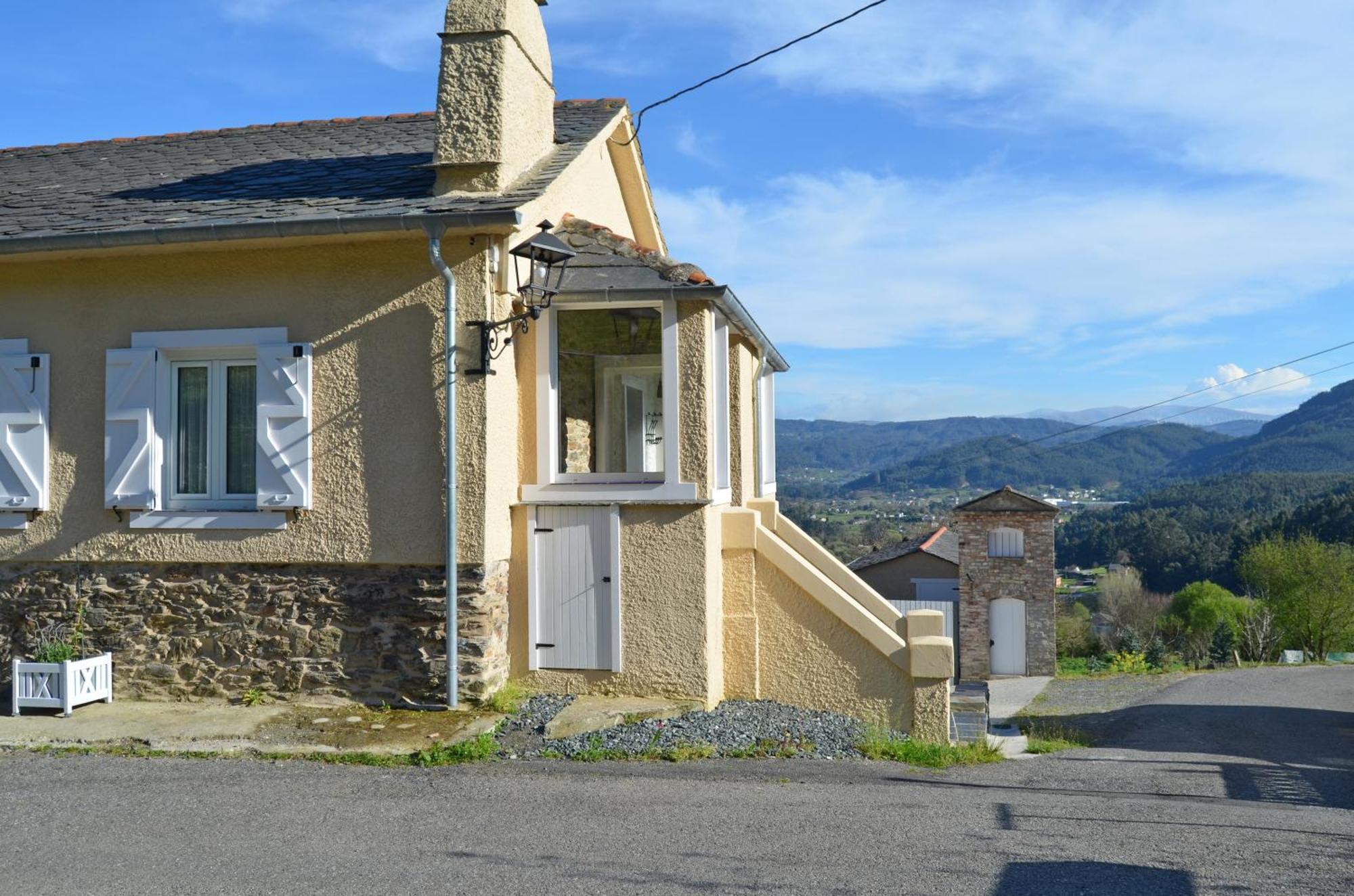 Apartamentos Minas De Silvarosa ビベイロ エクステリア 写真