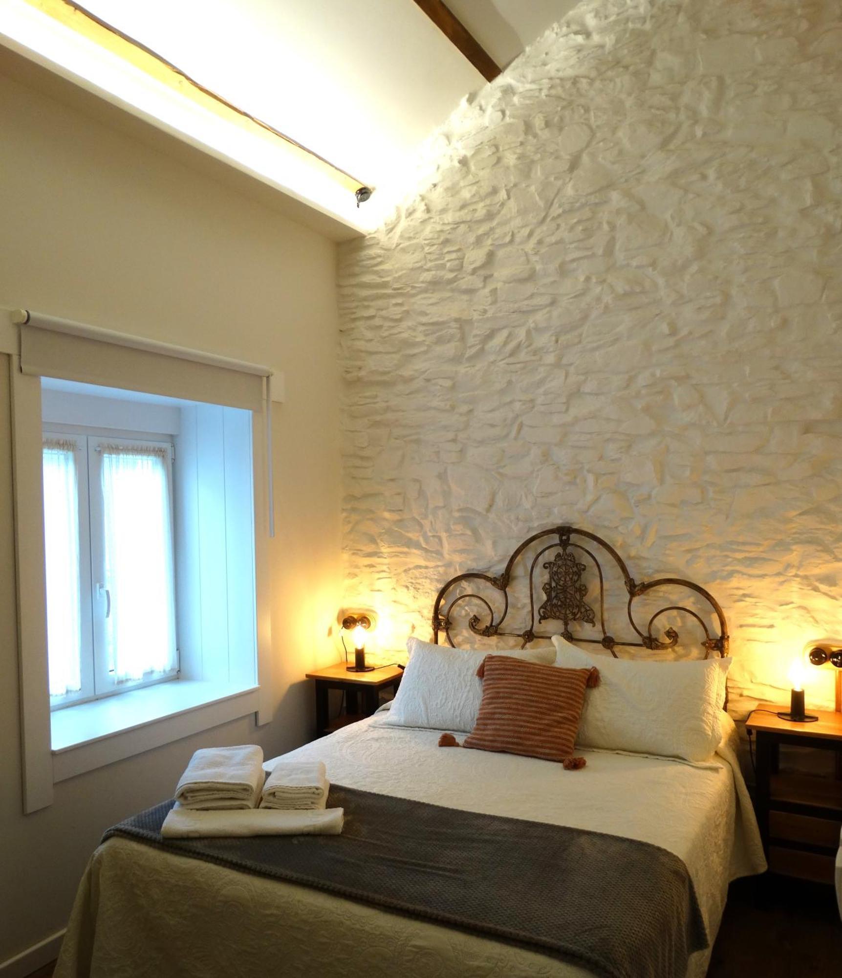 Apartamentos Minas De Silvarosa ビベイロ エクステリア 写真